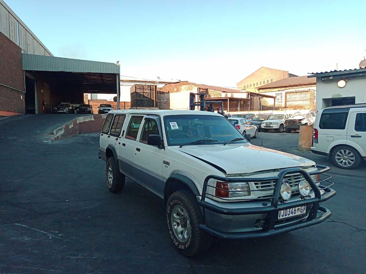 1999 FORD COURIER 4x4 LEISURE P/U D/C, GoBid Johannesburg, XL7HWXIE