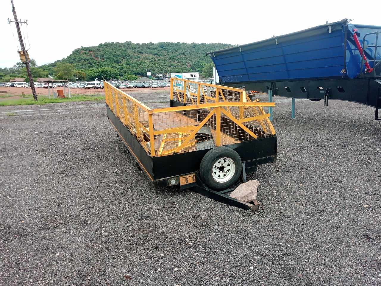 2017 DEVIS TRAILER DOUBLE AXLE, GoBid Pretoria, 3BZYJR8S