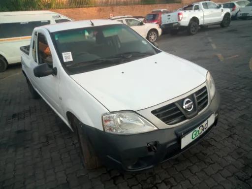 NISSAN NP200 1.5 DCi  A/C SAFETY PACK P/U S/C
