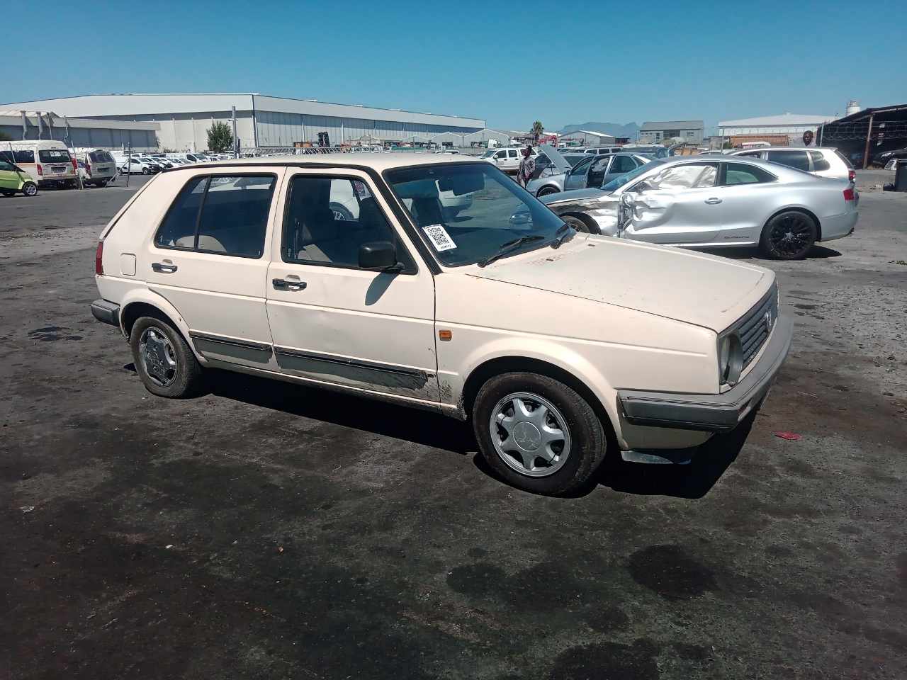 1988 VOLKSWAGEN GOLF CSX 5 sp, GoBid Cape Town, BKEUGADY