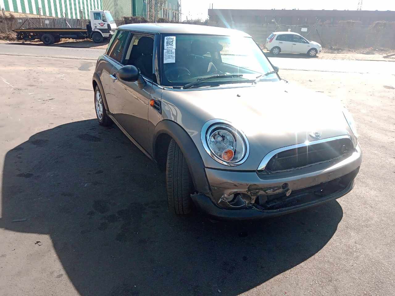 2013 MINI COOPER GoBid Boksburg BEOMBQU5 2013-mini-cooper-gobid-boksburg-beombqu5