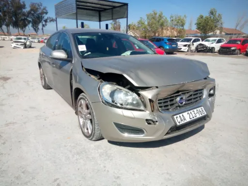 2013 VOLVO S60 D3 EXCEL GEARTRONIC Gold