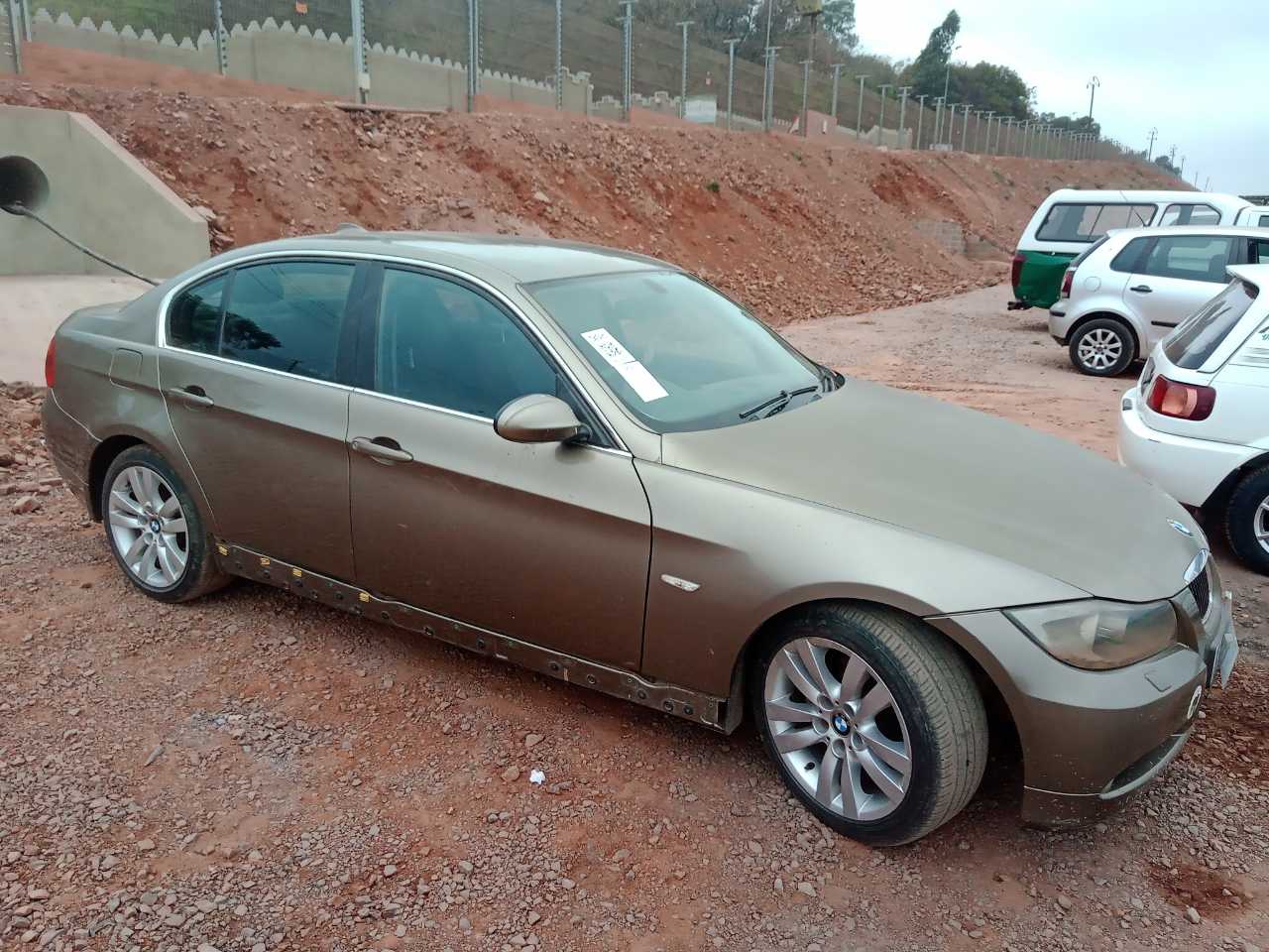 2006 BMW 325i (E90), GoBid Centurion, I8A487XT