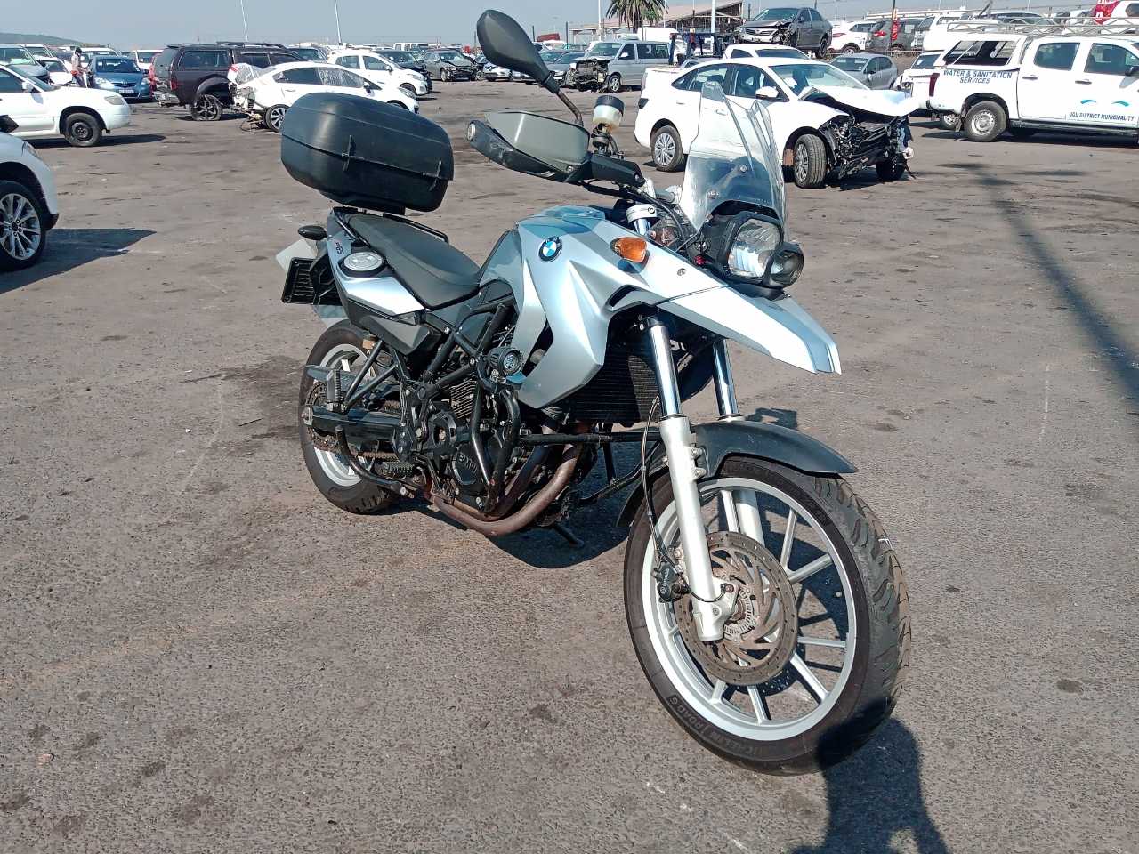 gs 650 2008